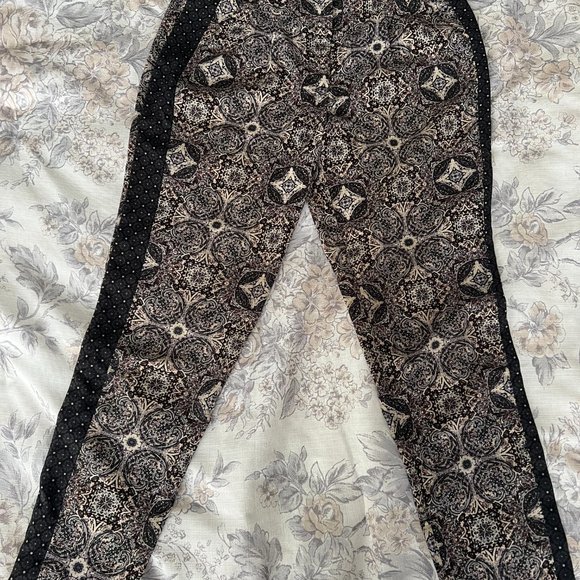 Forever21 Printed Trouser (XS) - Picture 5 of 5